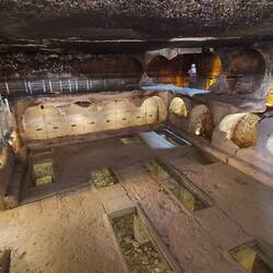 Unterirdische Kirche