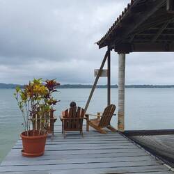 Lauras Lieblingsort. Das Netz ist wie eine große Hängematte über dem Meer 😊
