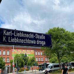 Straßennamen auch in sorbischer Sprache
