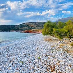 Am Dinosauerier-Eier-Strand 🦕🥚