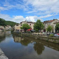 Market square with several restaurants on the right
