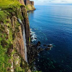 Kilt Rock - Basalt mit Wasserfall