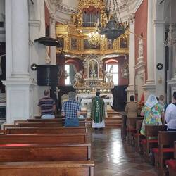 The Catholic Church are very wealthy here, hence the very elaborate interiors