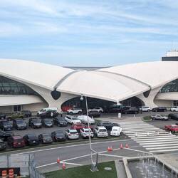 Altes TWA Terminal auf JFK. Alte Insider kennen das. Ist heute ein Hotel