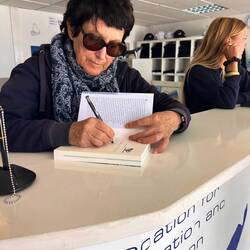 persönliche Buchwidmung von Frau Katharina Heyer