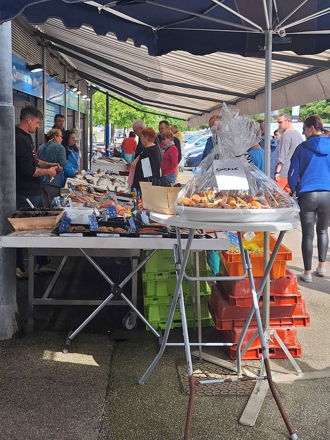 Kleiner aber feiner Fischmarkt