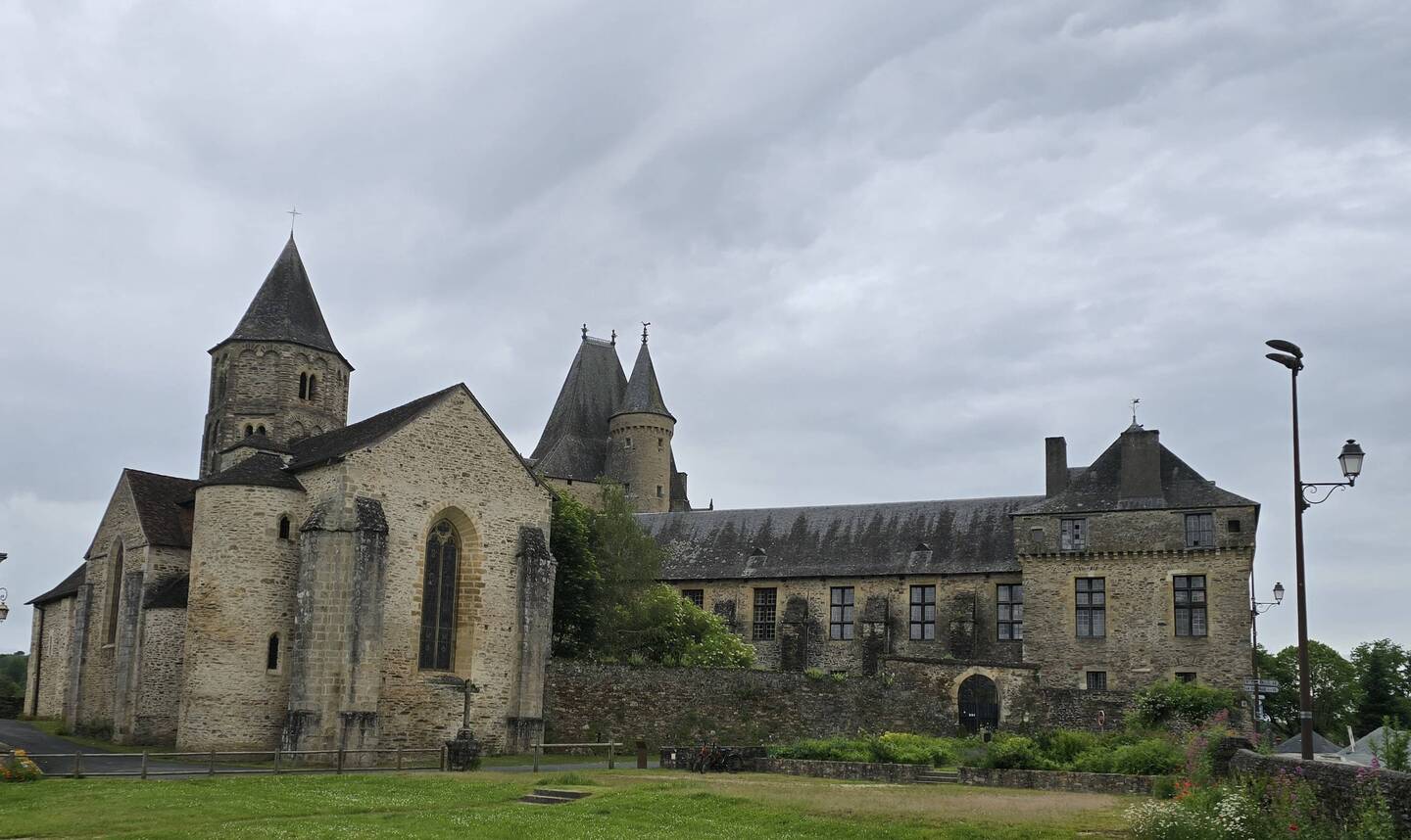 Pleasant view of the Château whilst we stopped for lunch