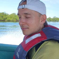 Die Bootsfahrten werden von uns immer wieder in vollen Zügen genossen 😊