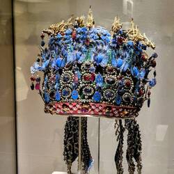 A royal tiara of an Emperor's wife from the Qing Dynasty