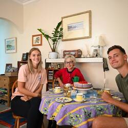 Kaffee & Kuchen nach deutscher Manier