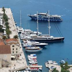 Very large sailing boats and even larger super yachts were constantly coming n going