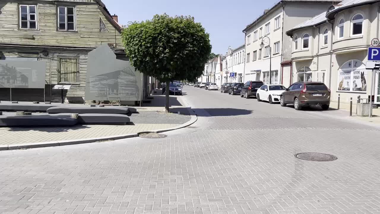 Synagogue Square, filmed from Kovno Gatve