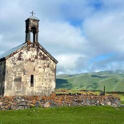 Georgian church on the edge of the high plateau
