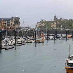 Blick auf den Yachthafen mit ca. 500 Liegeplätzen
