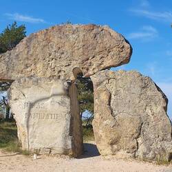 Diese Skulptur stellt die beiden Meere dar, die sich am Kap treffen