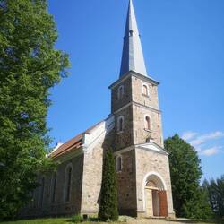 Die Kirche von Mazirbe