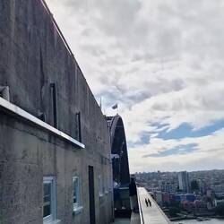 Blick von der Harbour Bridge auf die City