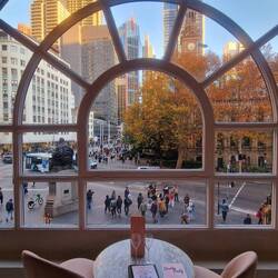 Cafe, im Queen Victoria Building