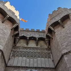 Das Stadttor Richtung Barcelona