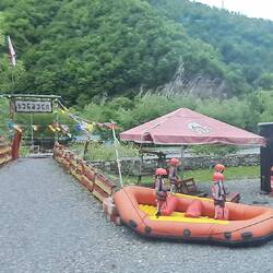 Überall wurde Rafting angeboten