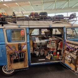 Originalzustand nach jahrzehntelangem Reisen bis nach Indien