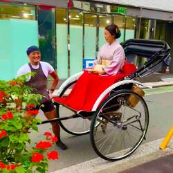 So many kimono clad women