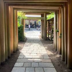 Zeniarai Benten Shrine