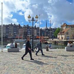 Das Wetter wird besser, die Sonnenstrahlen wärmen