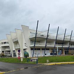 The marina building has a nautical look and caters for all tastes with several restaurants