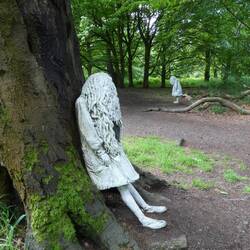 "Weeping Girls", Oliver's favourite piece, Jupiter Artland
