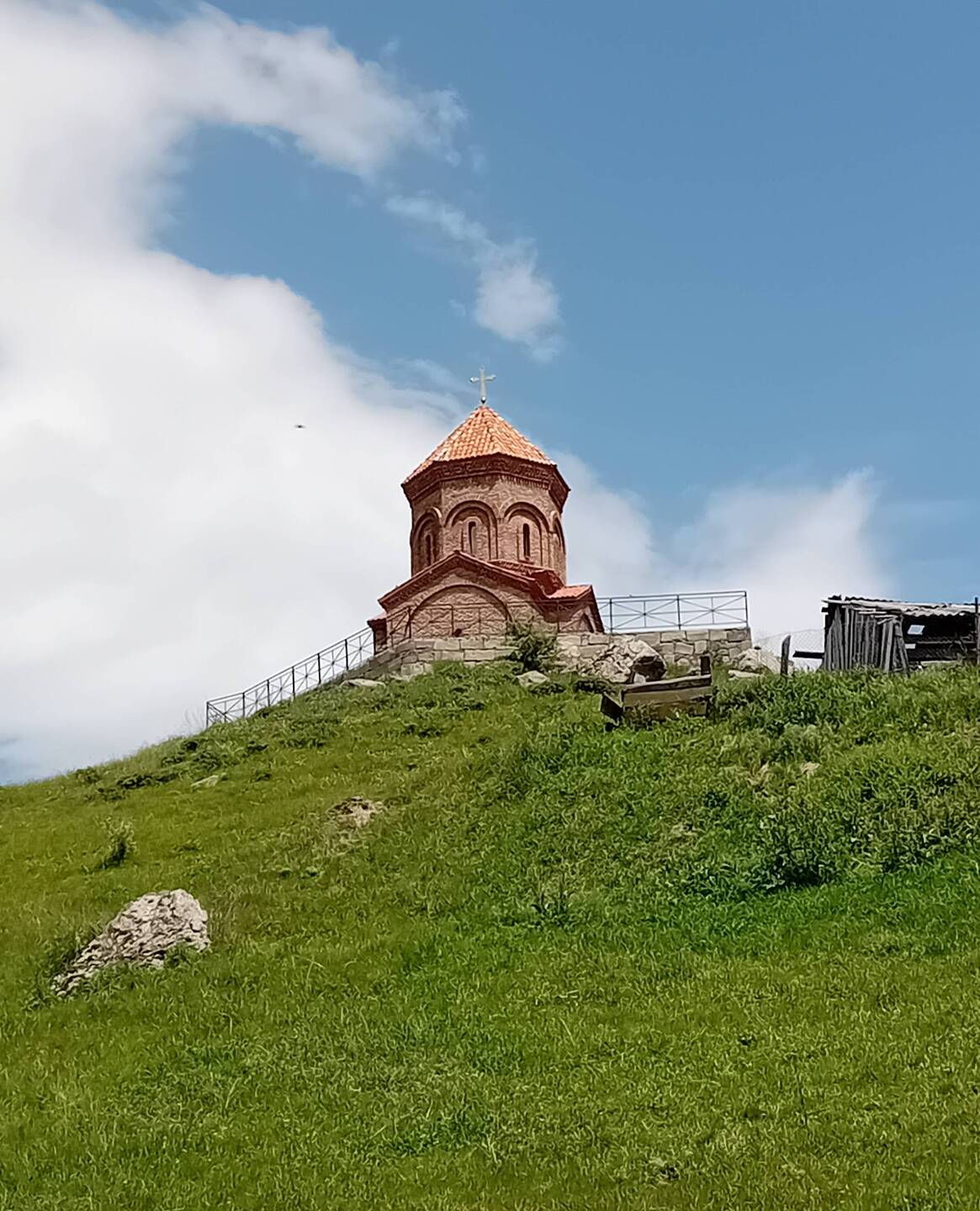 Renaissance de la religion à la fin de l'ére soviétique: des chapelles se construisent partout.