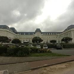 Rückseite Casino ist ein Hotel