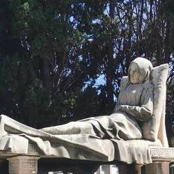 Ungewöhnlich, eine Kranke darzustellen!