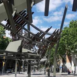 Diese coole Konstruktion war auf dem Weg zum Friedhof...