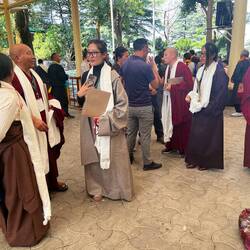 Trachten und Gesänge: Volksfest nach der Audienz 😊