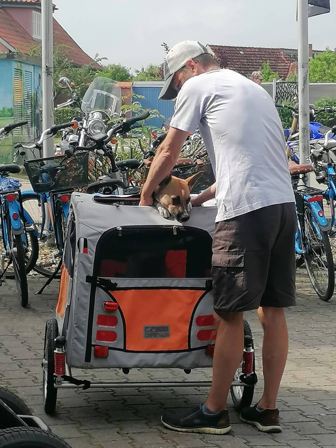 Abfahrt, Kiste sehr unheimlich