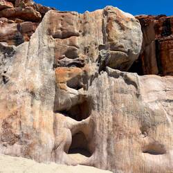 Rock formation near the Wandjina rock art gallery — Bigge Island, Kimberley.