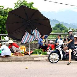 Straßenmarkt in Tân Uyên