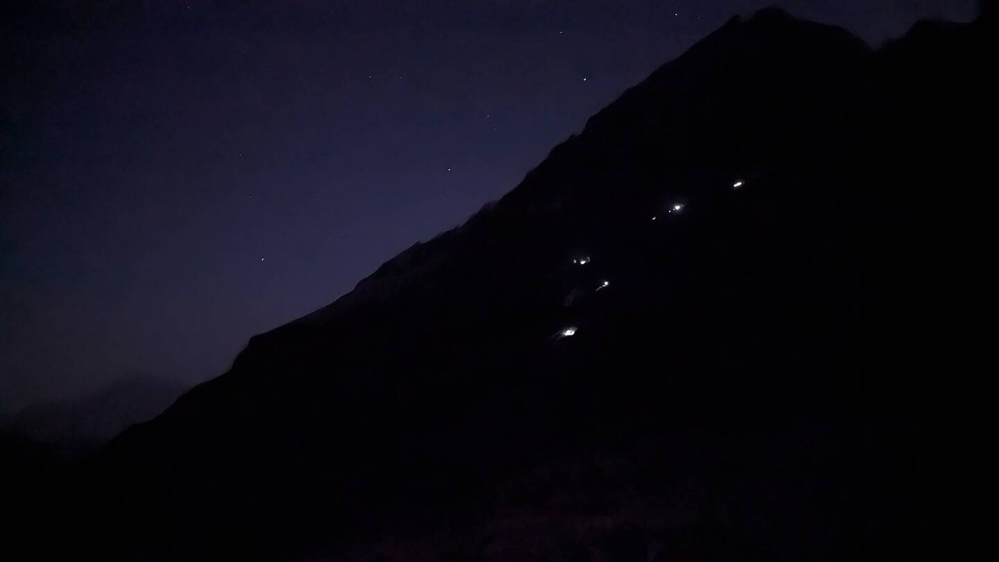 D'Liechterchetti uf de Jbel Toubkal - ohni eus