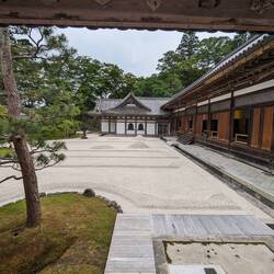 Careful raking at Zuiganji temple
