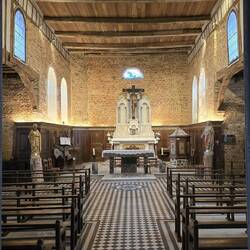 The inside of the church was absolutely stunningly beautiful