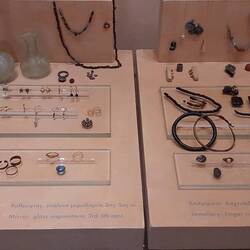 amazing jewelry found in the ruins