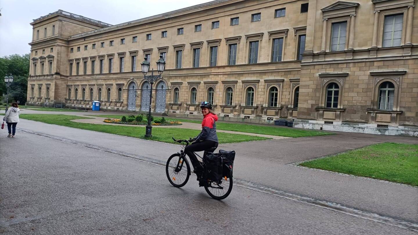 Start Etappe 1 in München 🚴‍♀️
