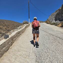 Montée ardue sous le soleil plombant!!