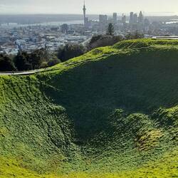 Mount Eden oder auf Maōri: Maungawhau