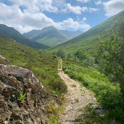 Hiking trail up into the Highlands