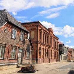 Interessante Architektur im Cesis