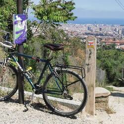 An der Zahnradbahn stelle ich das Rad ab, steige daneben die Treppen nach Valevedera hoch zum Mittag