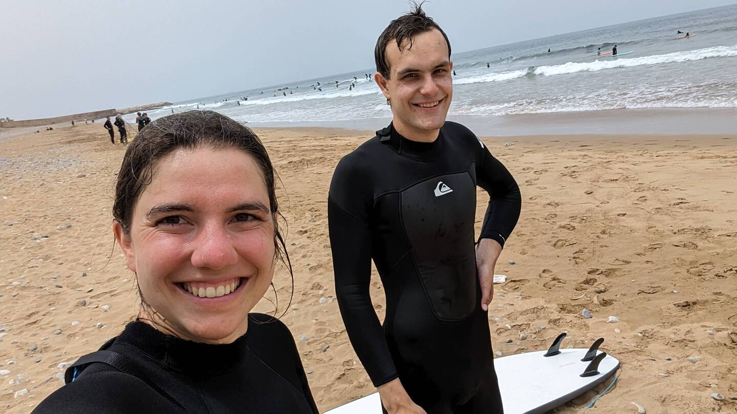 🏄🏻‍♀️