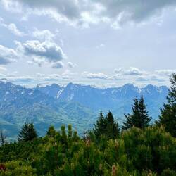 Hier laden noch einige weitere Gipfel auf einen Besuch ein!